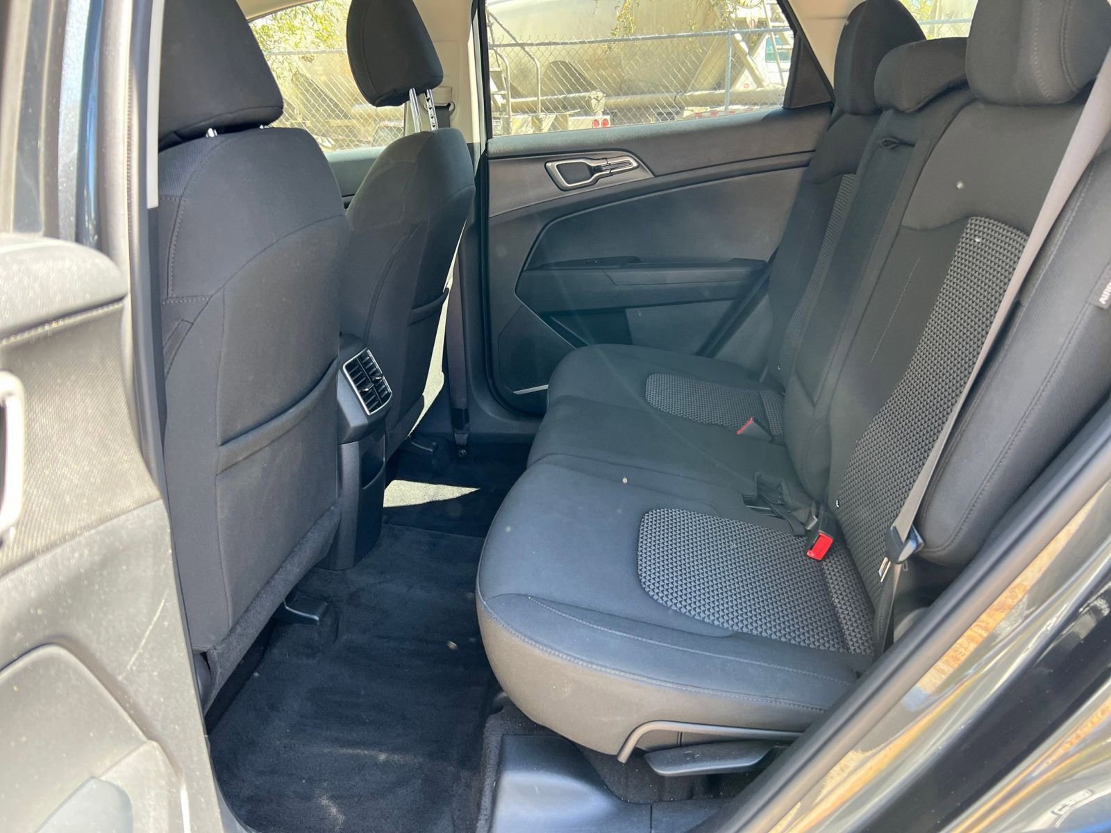 Thumbnail: 2025 Kia Sportage - 34