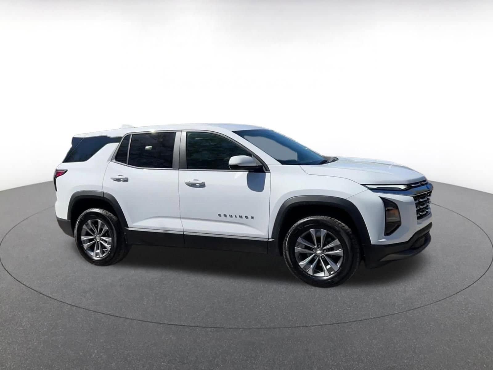 Thumbnail: 2025 Chevrolet Equinox - 2