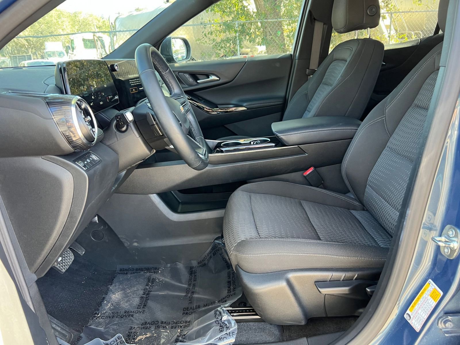 Thumbnail: 2025 Chevrolet Equinox - 21