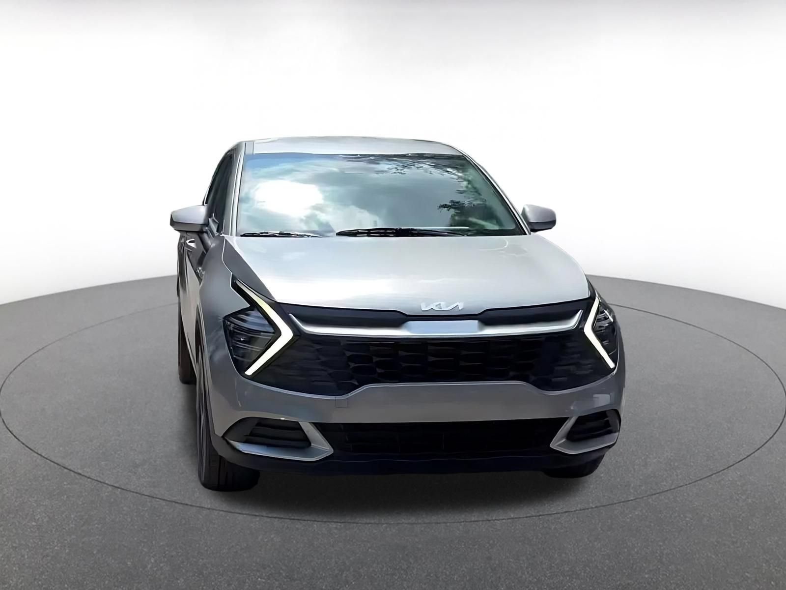 Thumbnail: 2025 Kia Sportage - 3