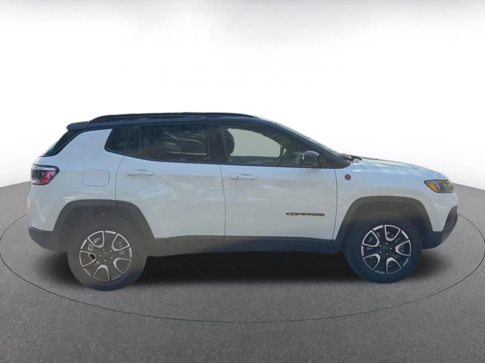 Thumbnail: 2025 Jeep Compass - 16