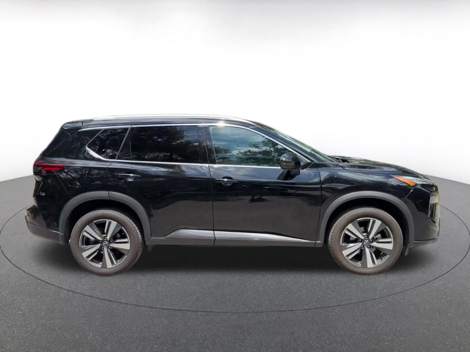 Thumbnail: 2026 Nissan Rogue - 15