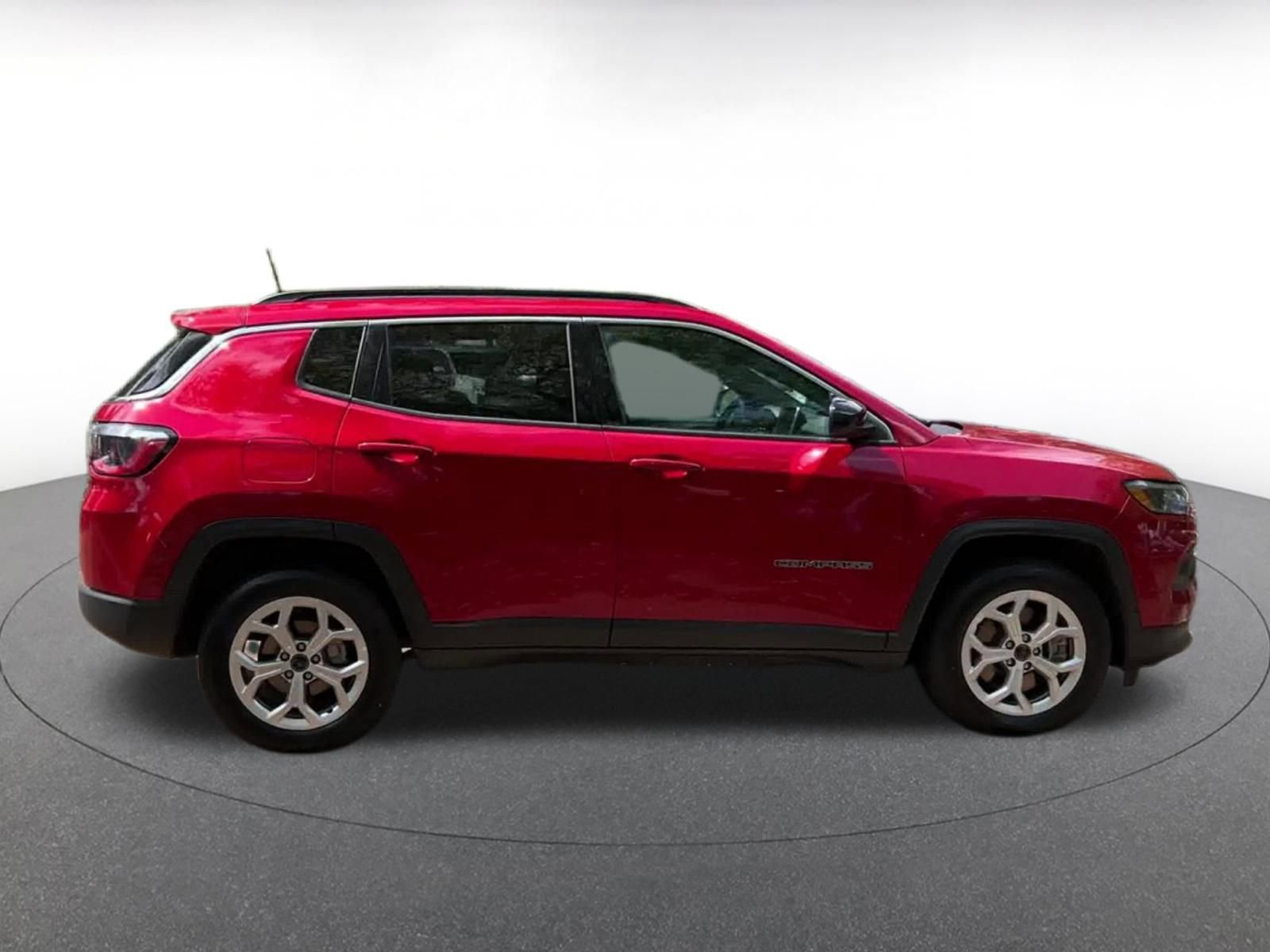Thumbnail: 2025 Jeep Compass - 16