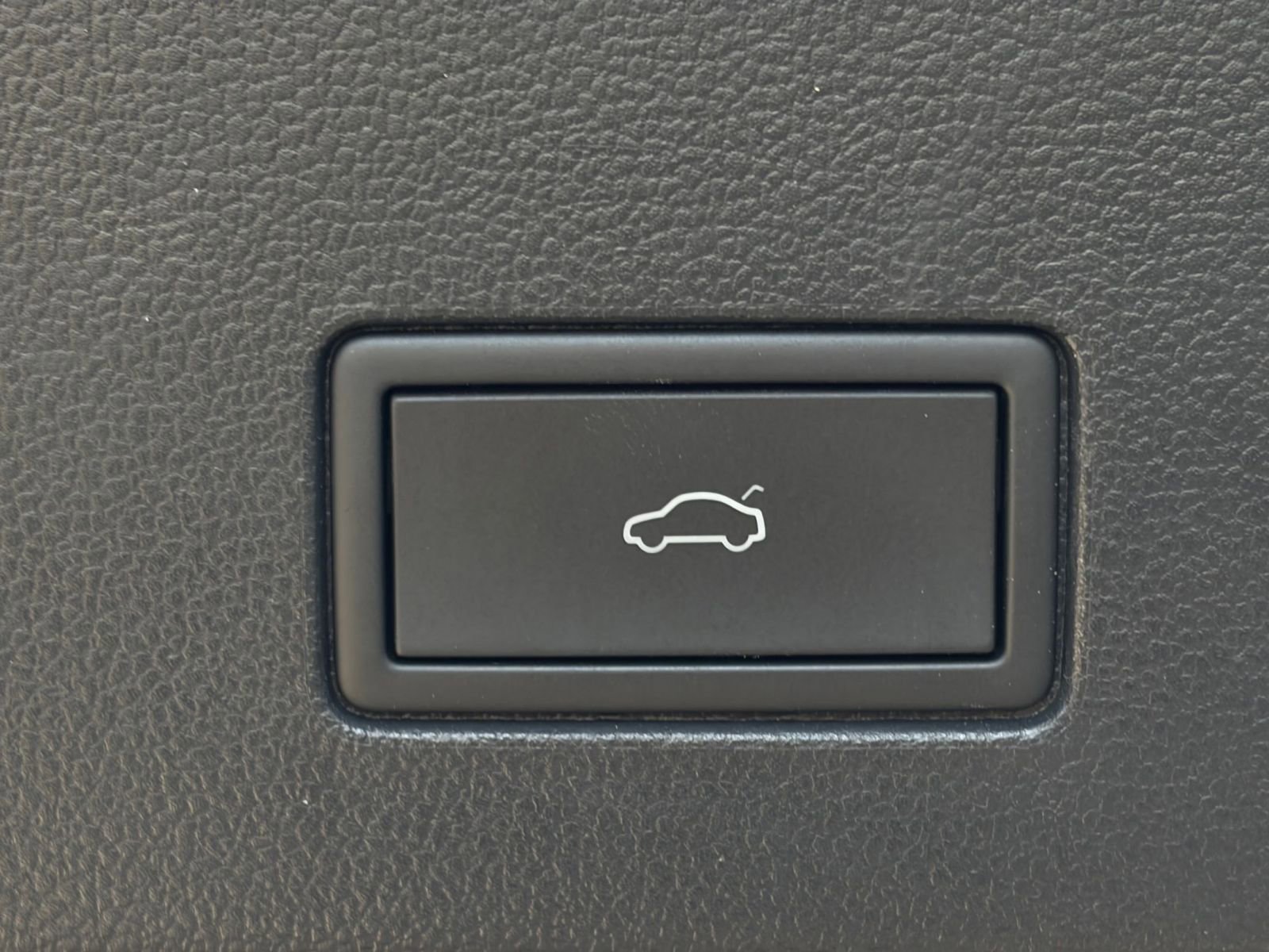 Thumbnail: 2025 Volkswagen Atlas - 20