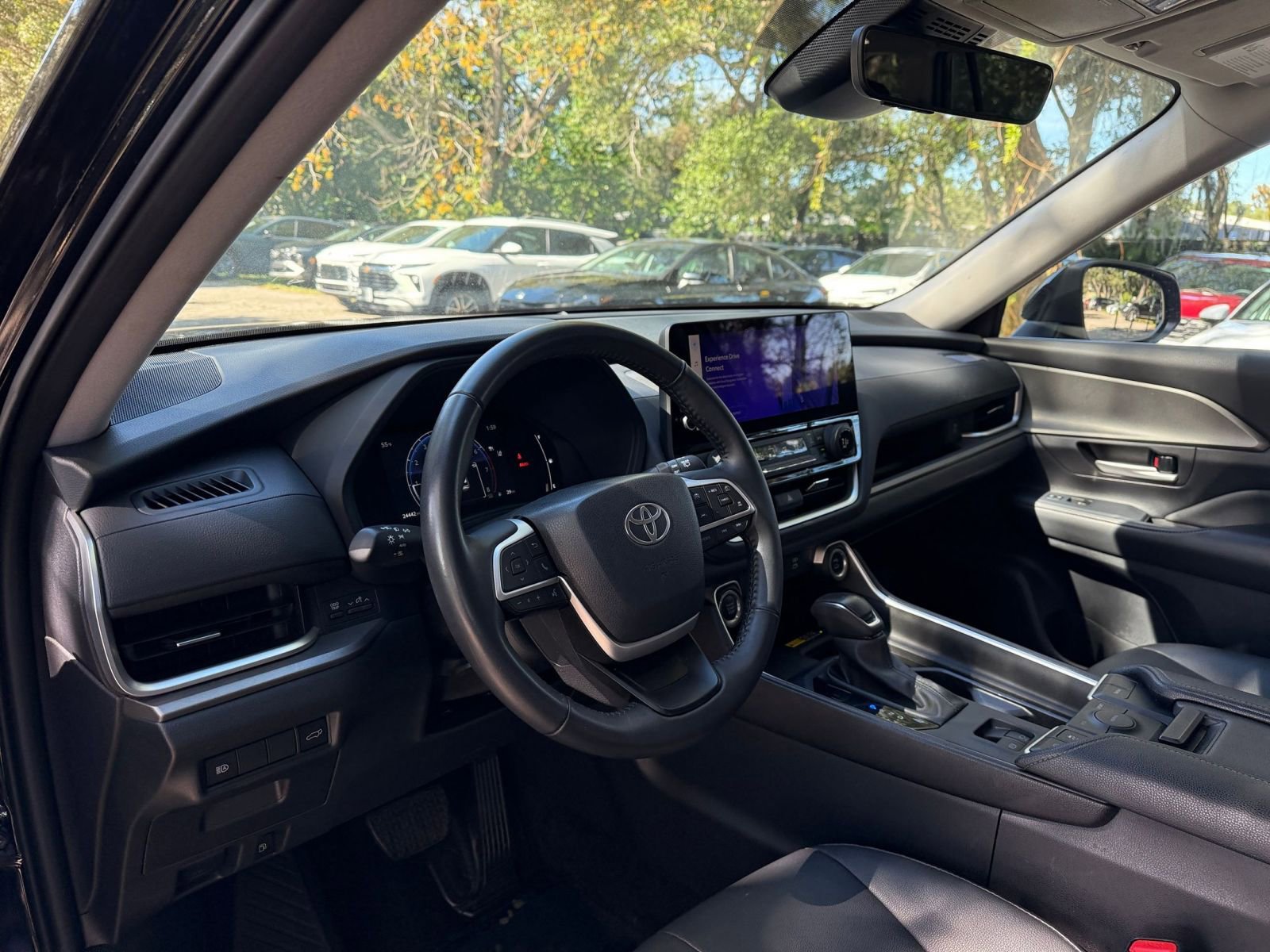 Thumbnail: 2025 Toyota Grand Highlander - 28