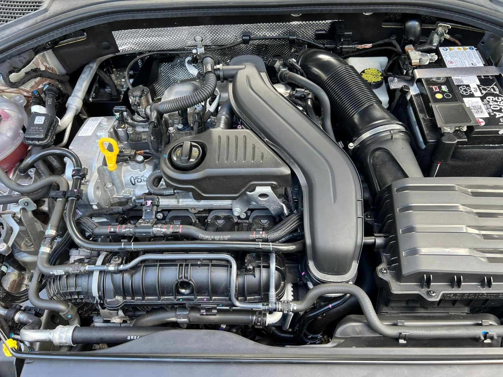 Thumbnail: 2025 Volkswagen Jetta - 25