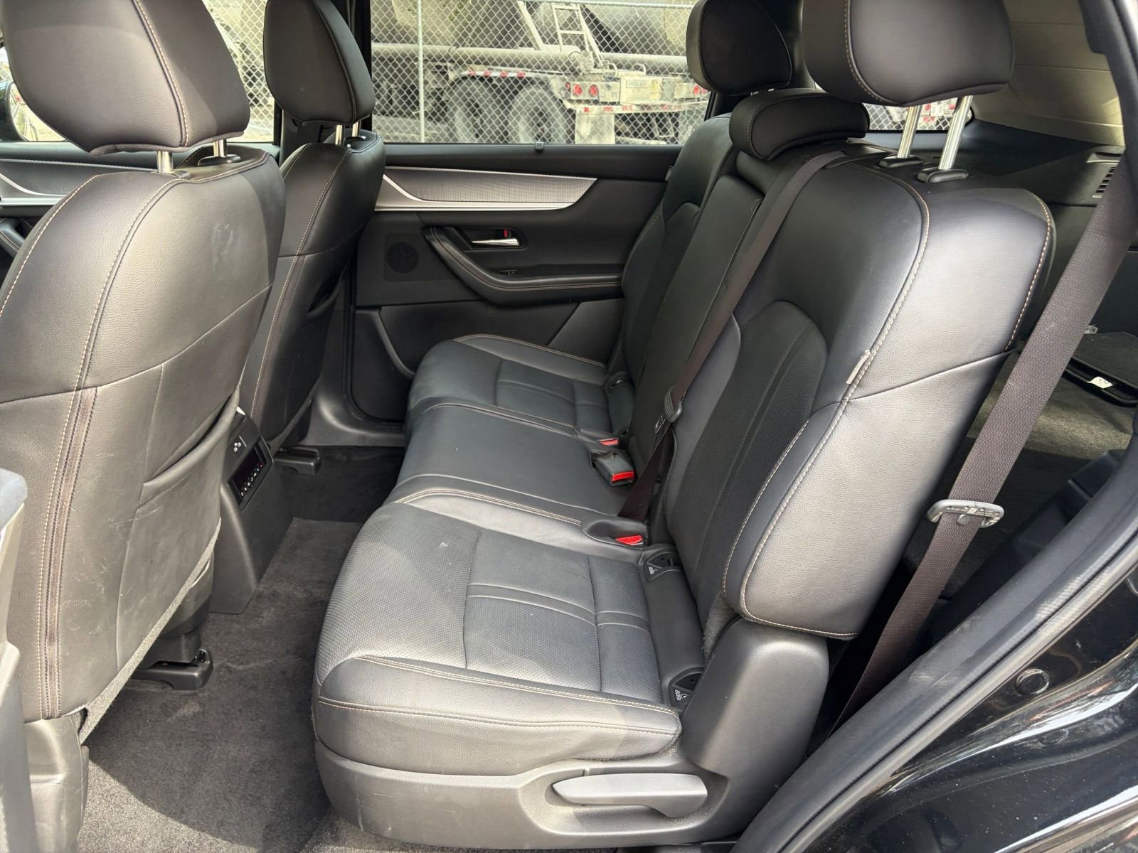 Thumbnail: 2025 Mazda CX-70 - 35