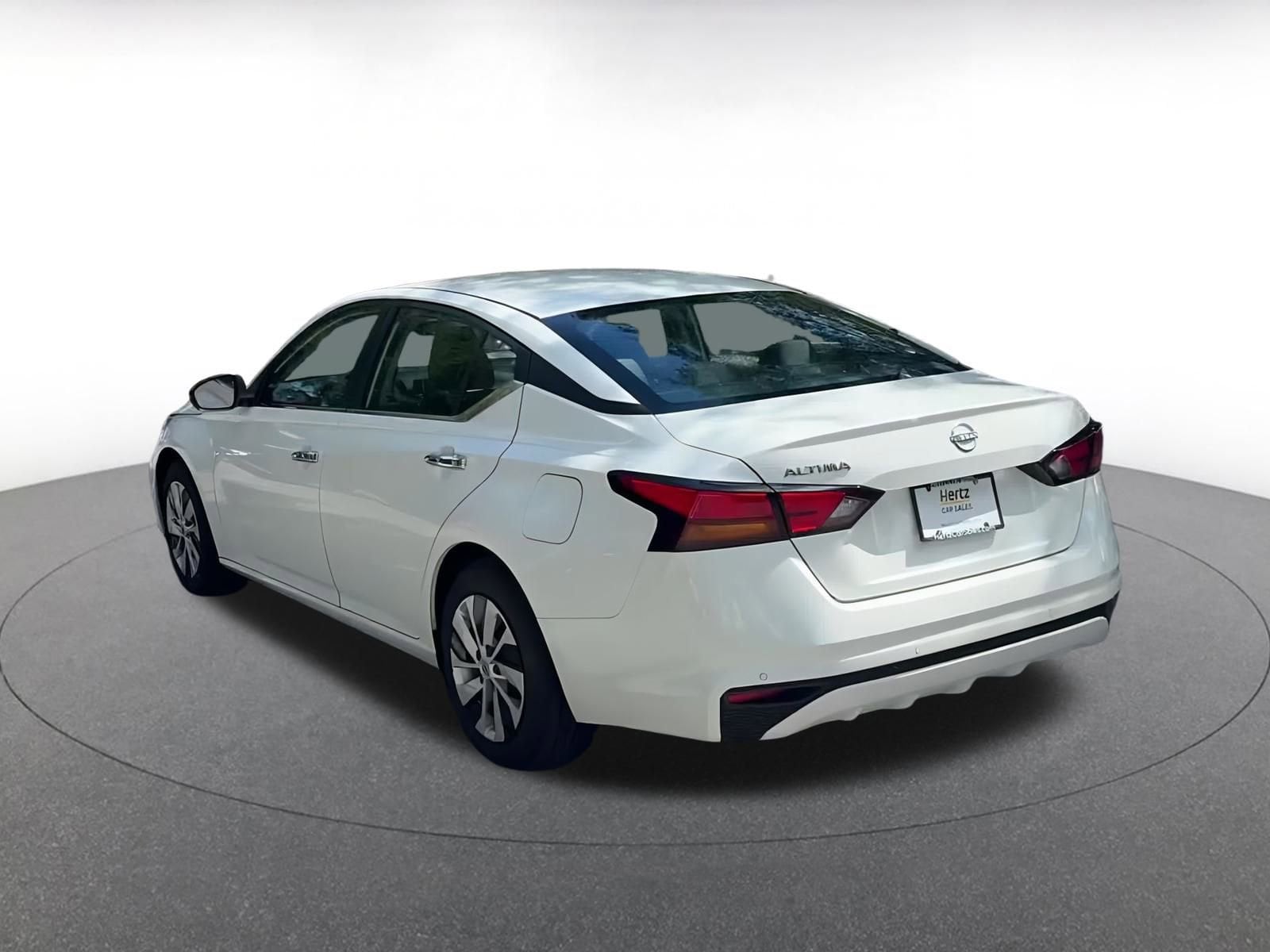 Thumbnail: 2024 Nissan Altima - 11