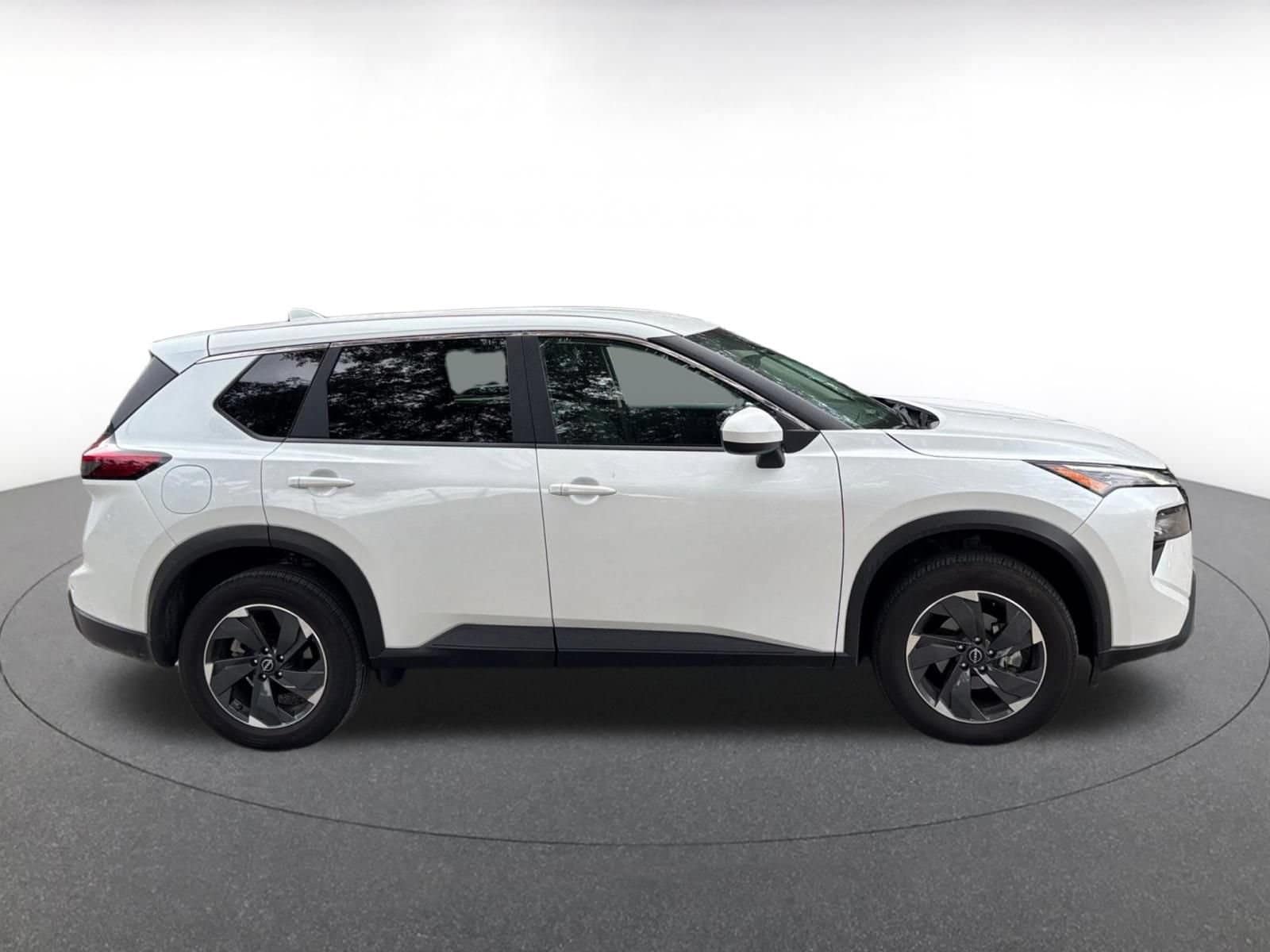 Thumbnail: 2025 Nissan Rogue - 9