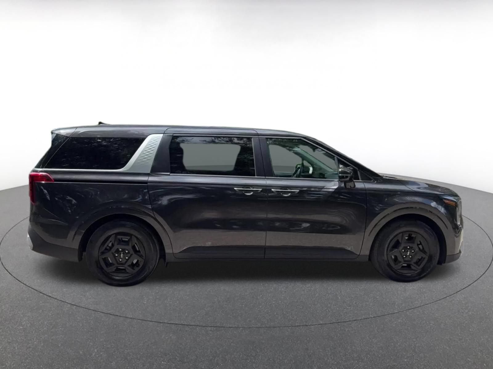 Thumbnail: 2026 Kia Carnival - 15