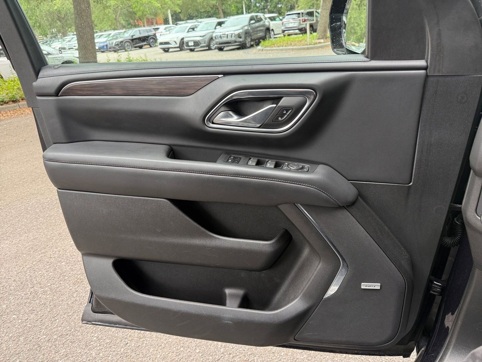 Thumbnail: 2023 Chevrolet Tahoe - 18