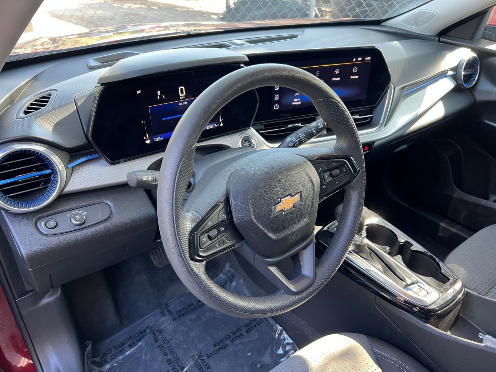 Thumbnail: 2025 Chevrolet Trax - 31