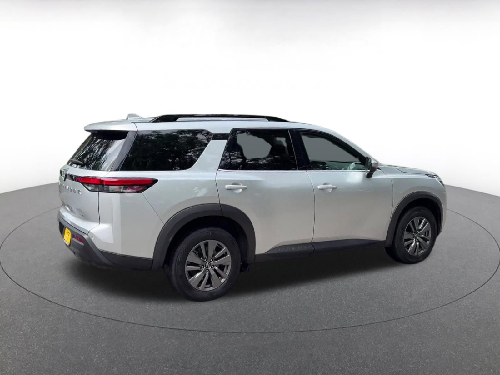 Thumbnail: 2025 Nissan Pathfinder - 15