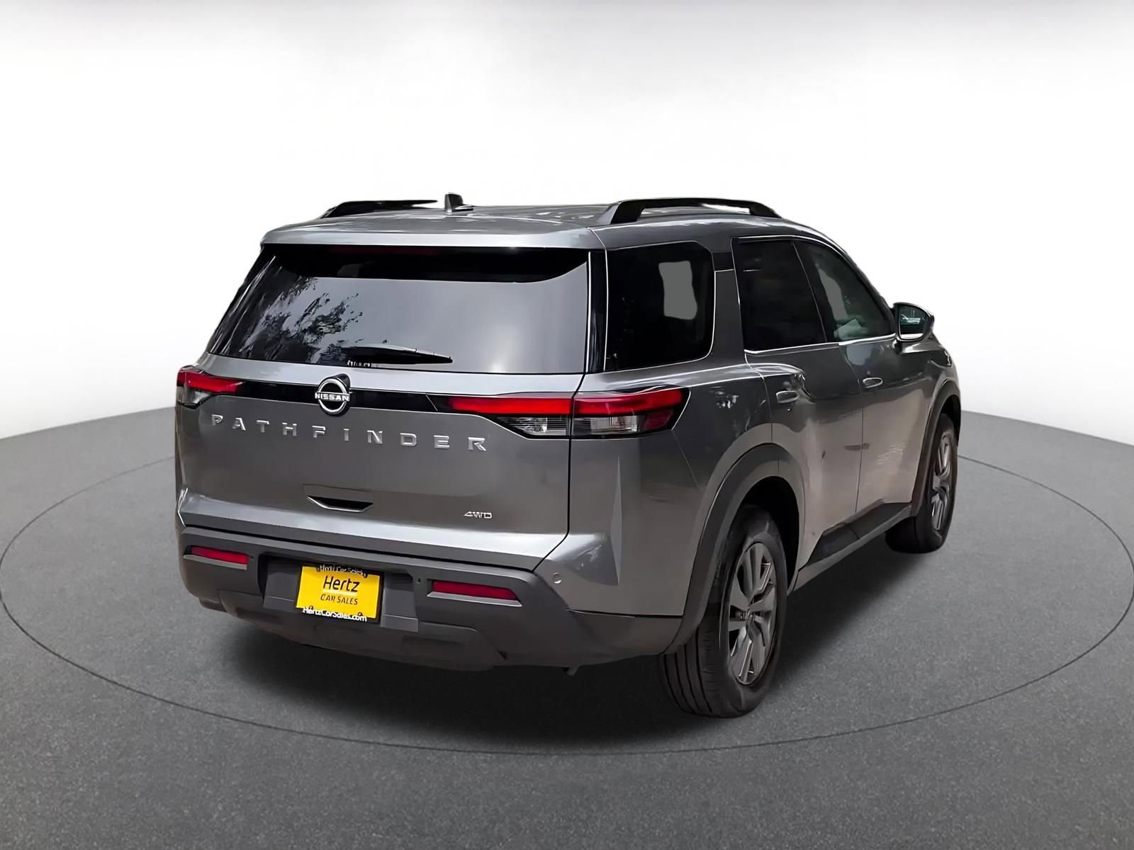 Thumbnail: 2025 Nissan Pathfinder - 14