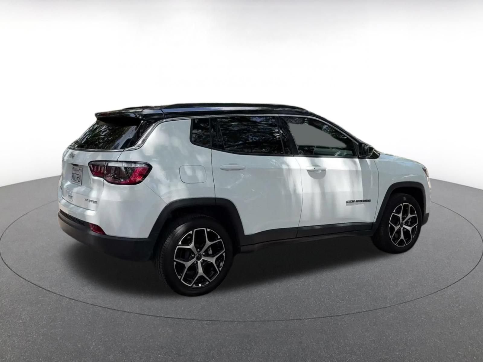 Thumbnail: 2025 Jeep Compass - 13