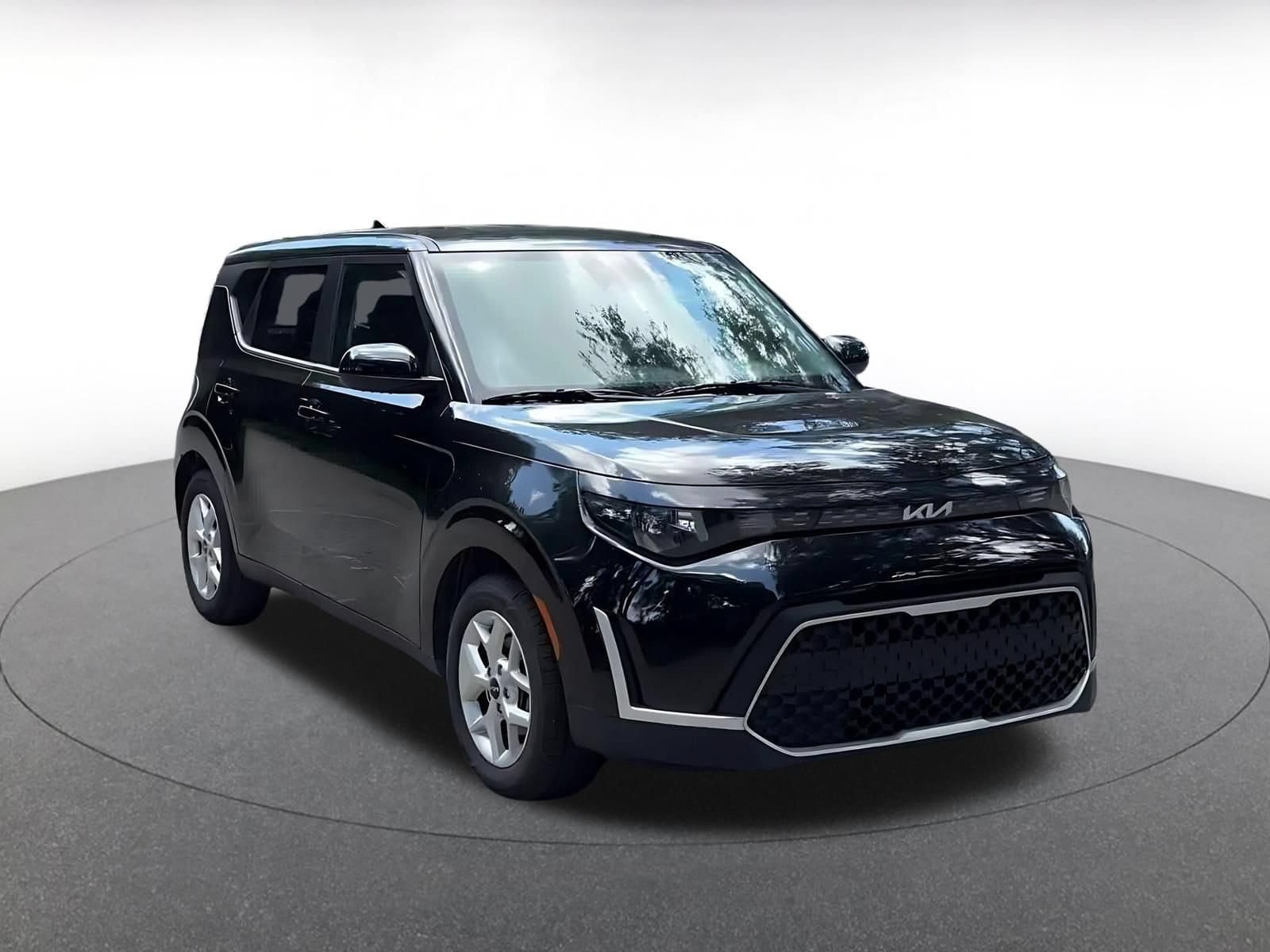 Thumbnail: 2025 Kia Soul - 3