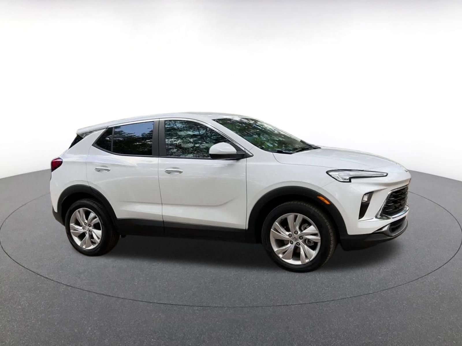 Thumbnail: 2025 Buick Encore GX - 2