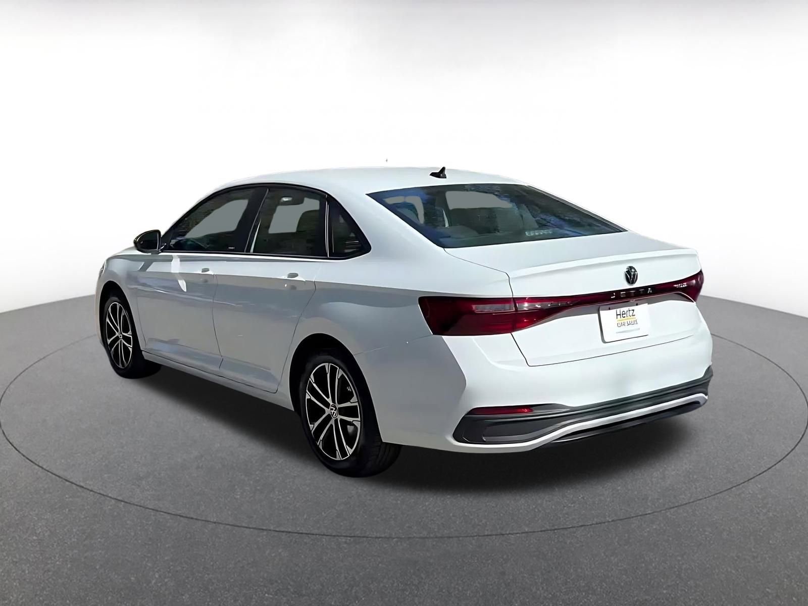 Thumbnail: 2025 Volkswagen Jetta - 11