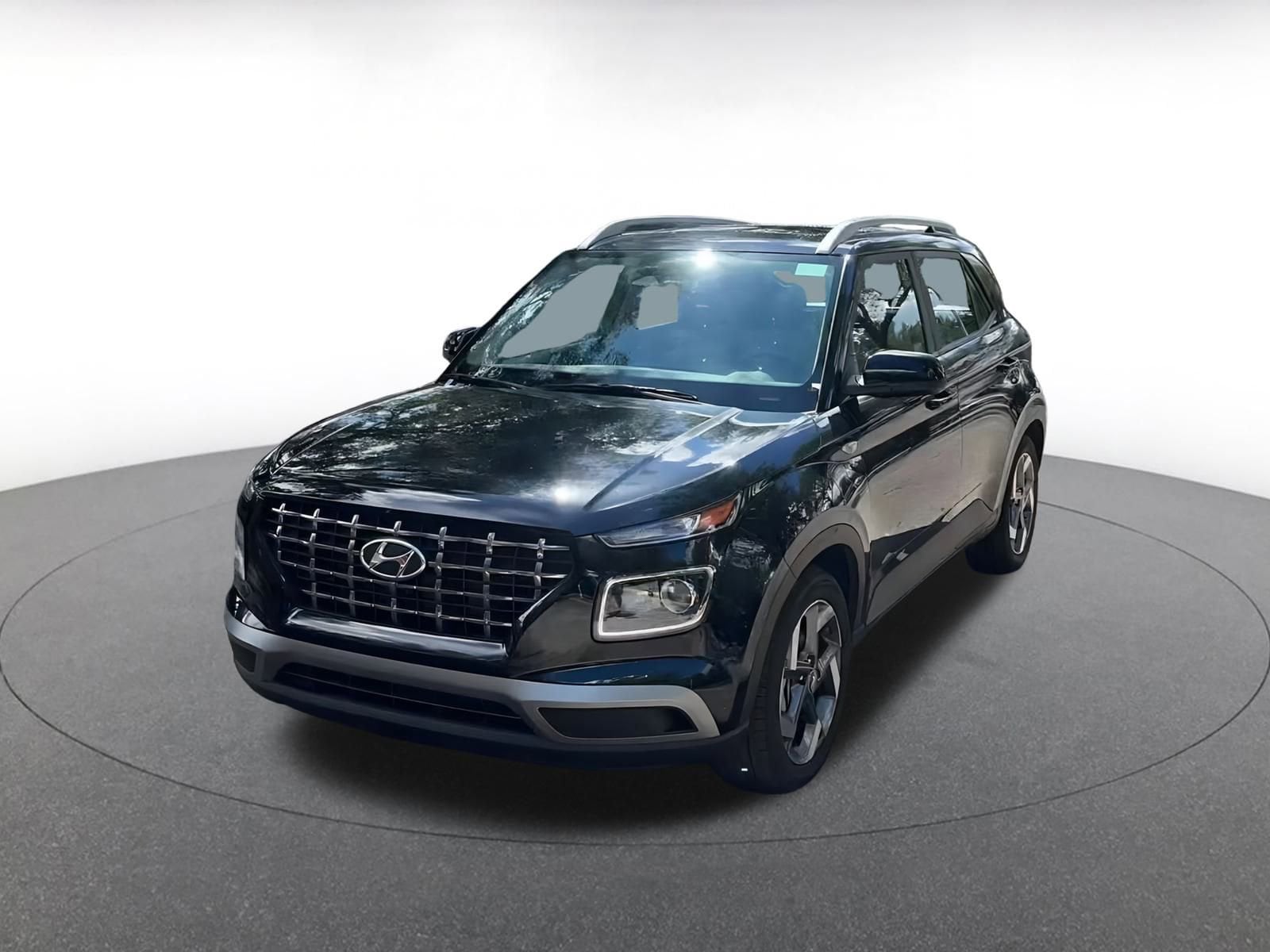 Thumbnail: 2025 Hyundai Venue - 7