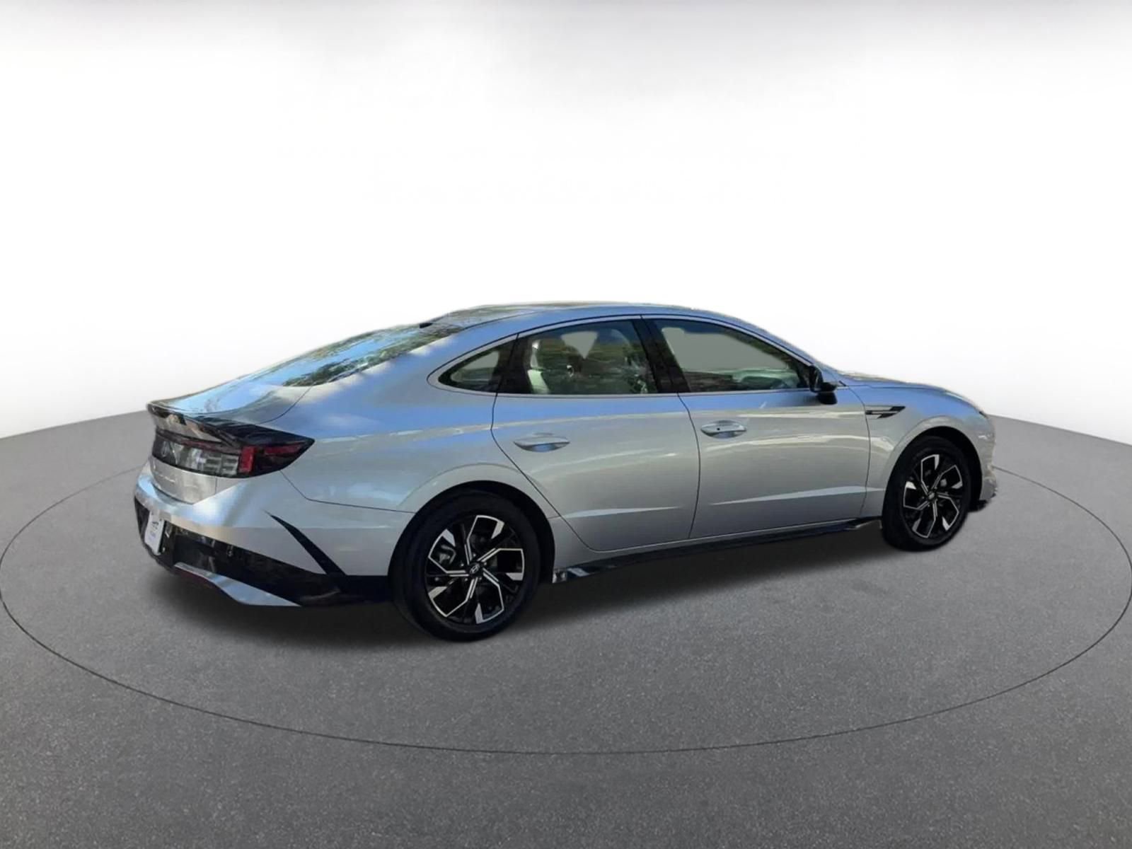 Thumbnail: 2025 Hyundai Sonata - 14