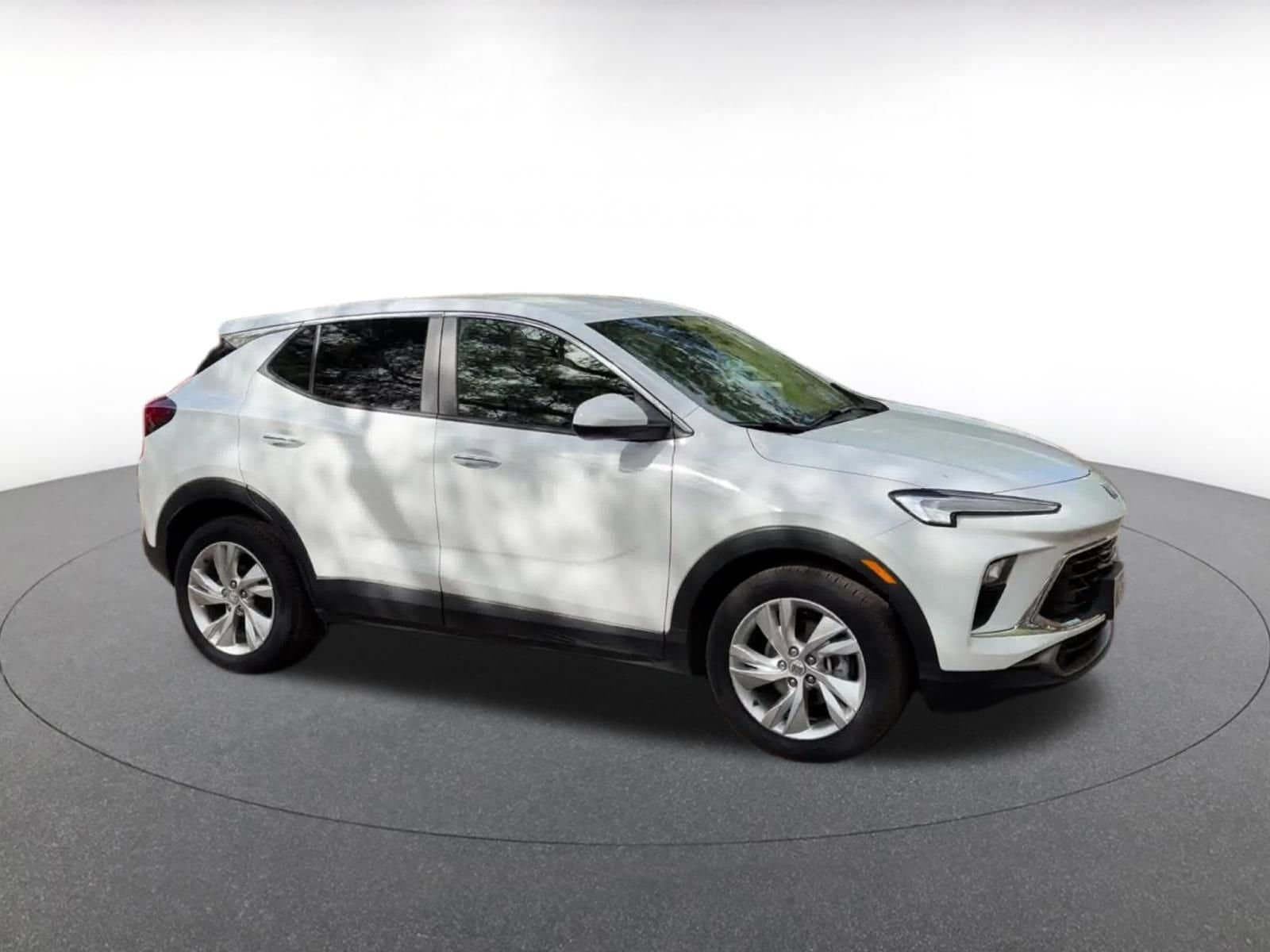 Thumbnail: 2025 Buick Encore GX - 2