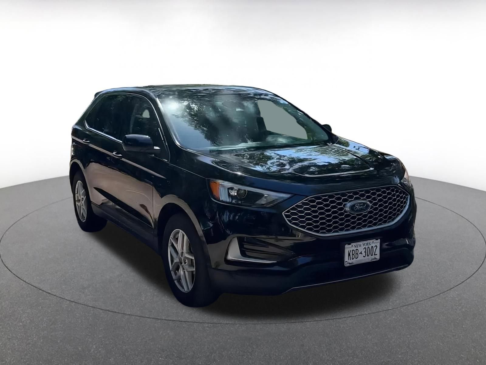 Image 3 of 2023 Ford Edge SUV