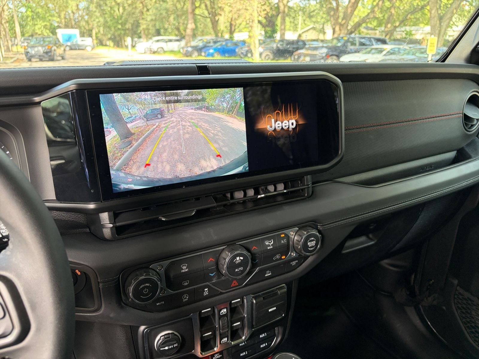 Thumbnail: 2026 Jeep Wrangler - 16