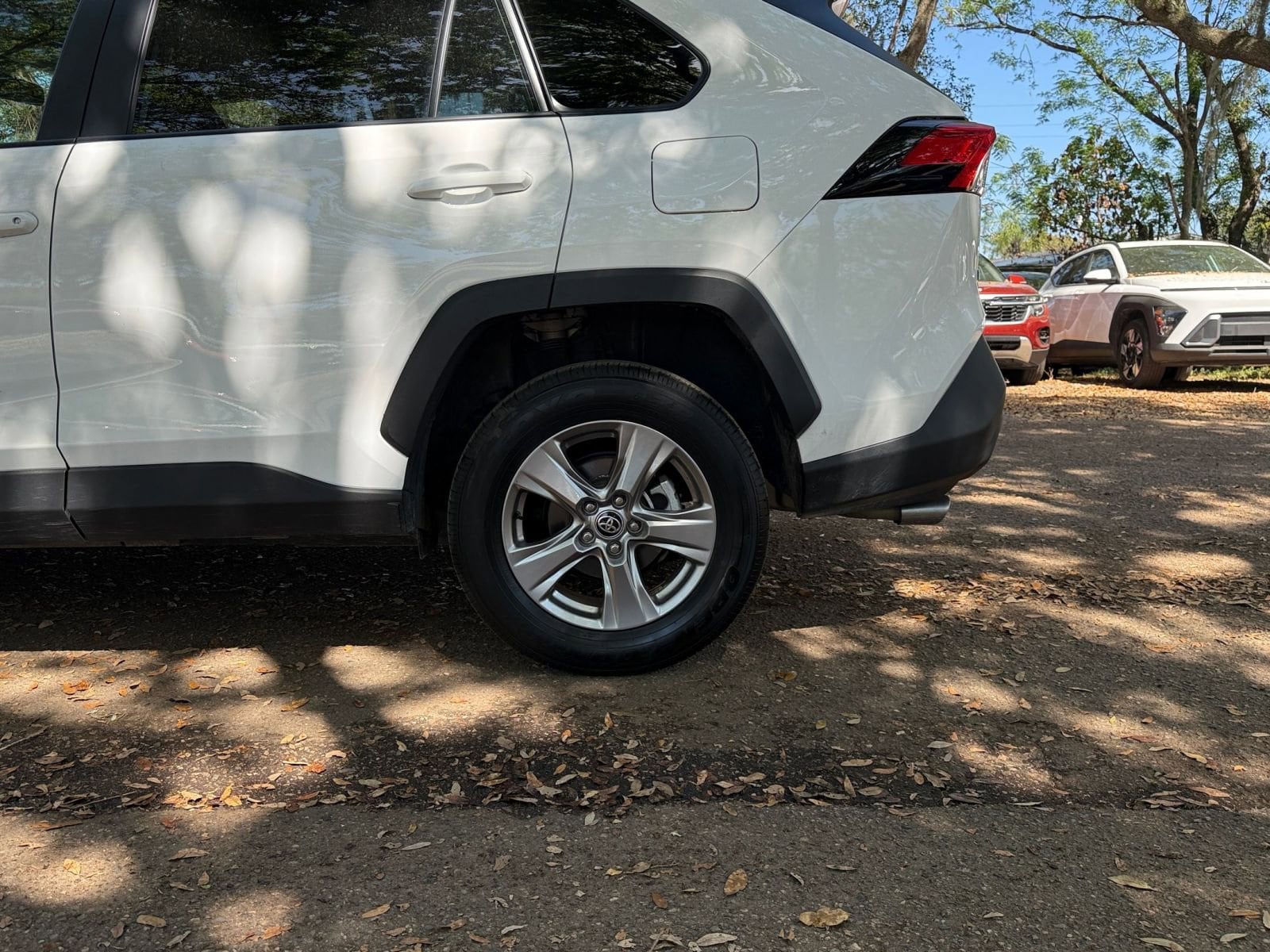 Thumbnail: 2025 Toyota RAV4 - 25