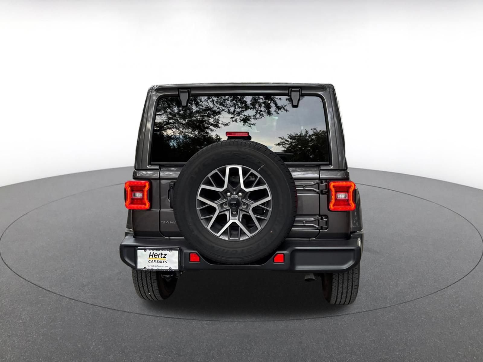 Thumbnail: 2025 Jeep Wrangler - 6