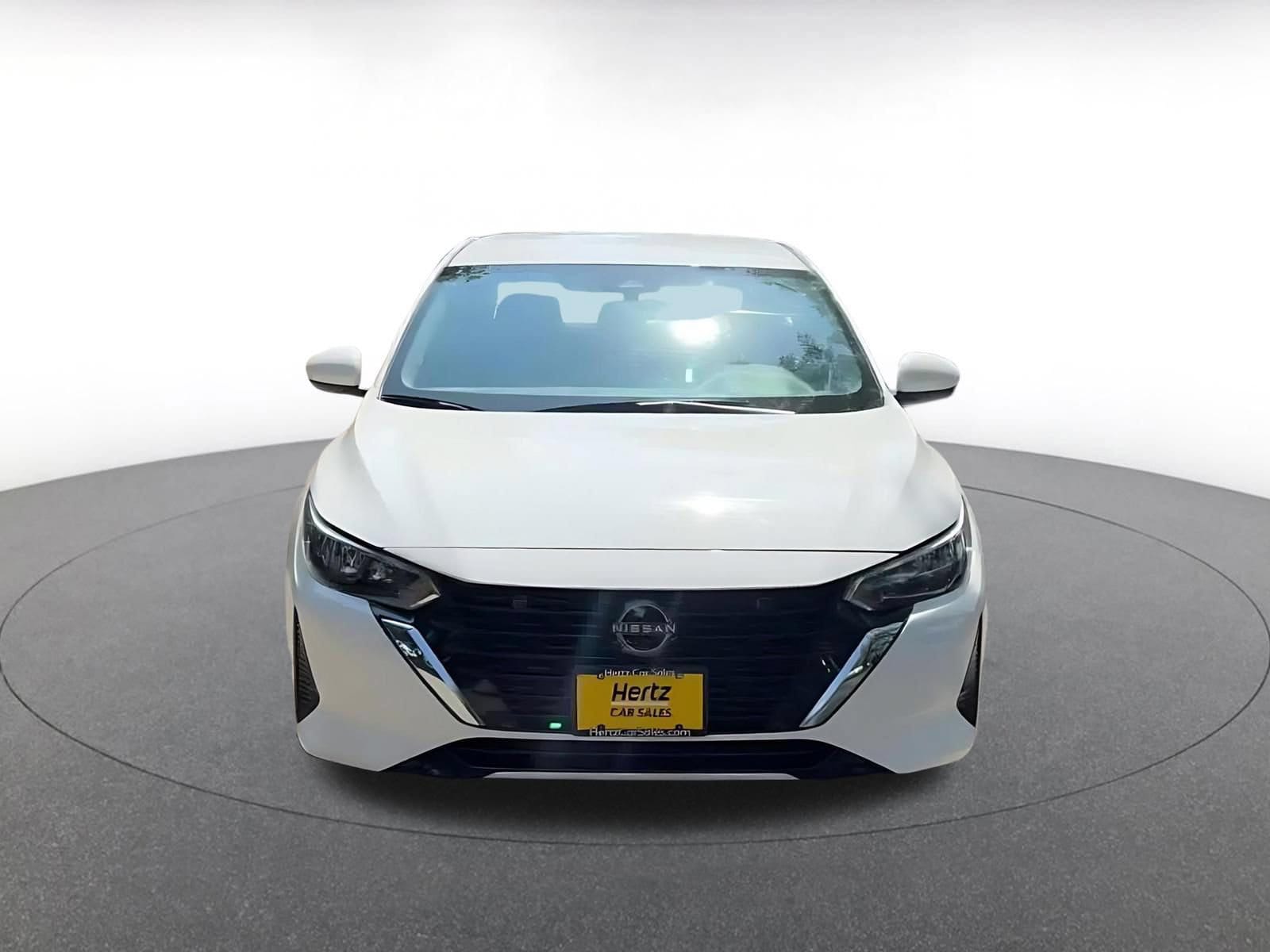 Thumbnail: 2025 Nissan Sentra - 4