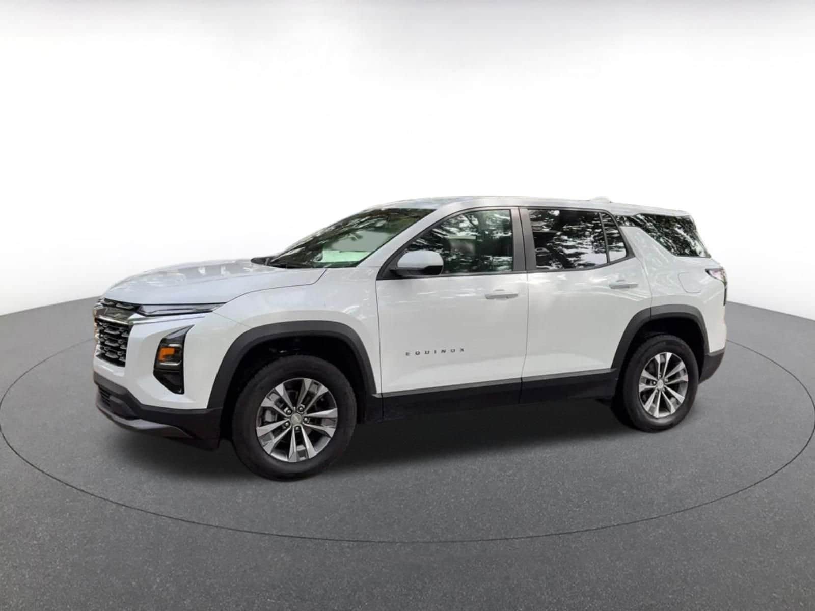 Thumbnail: 2025 Chevrolet Equinox - 8