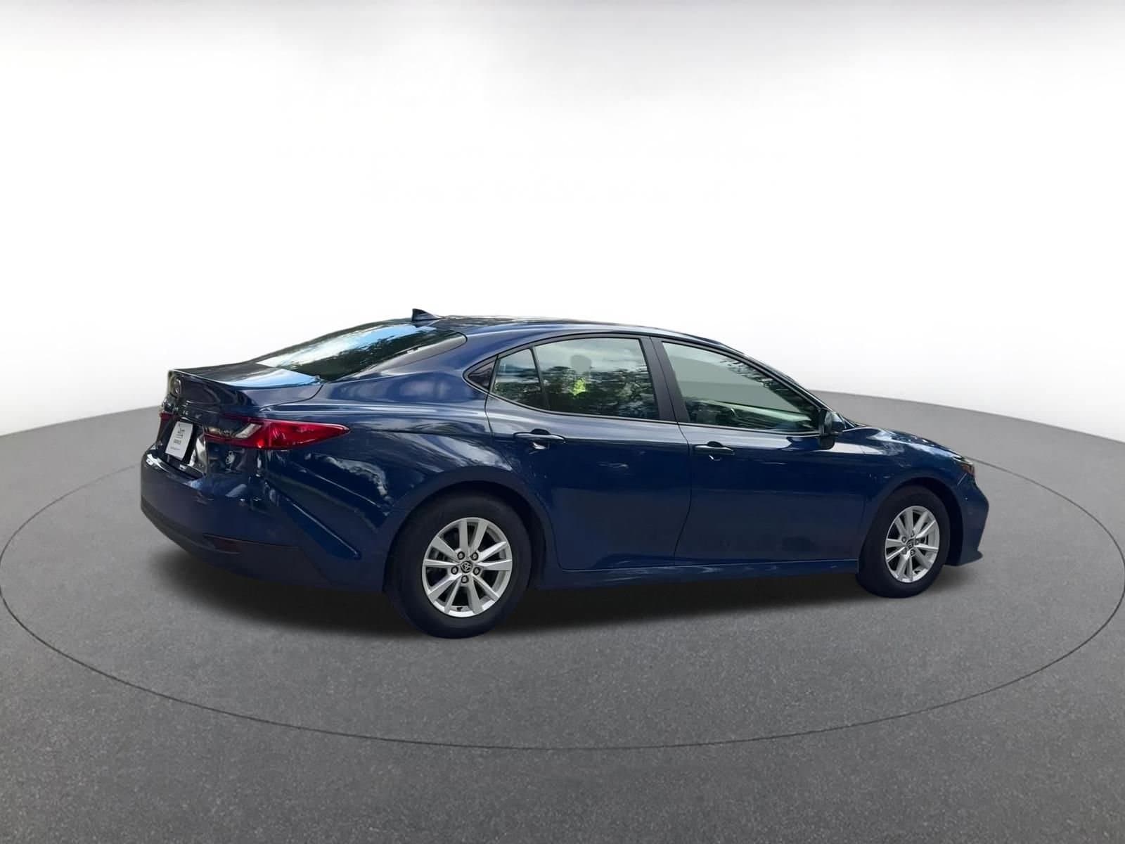 Thumbnail: 2025 Toyota Camry - 15