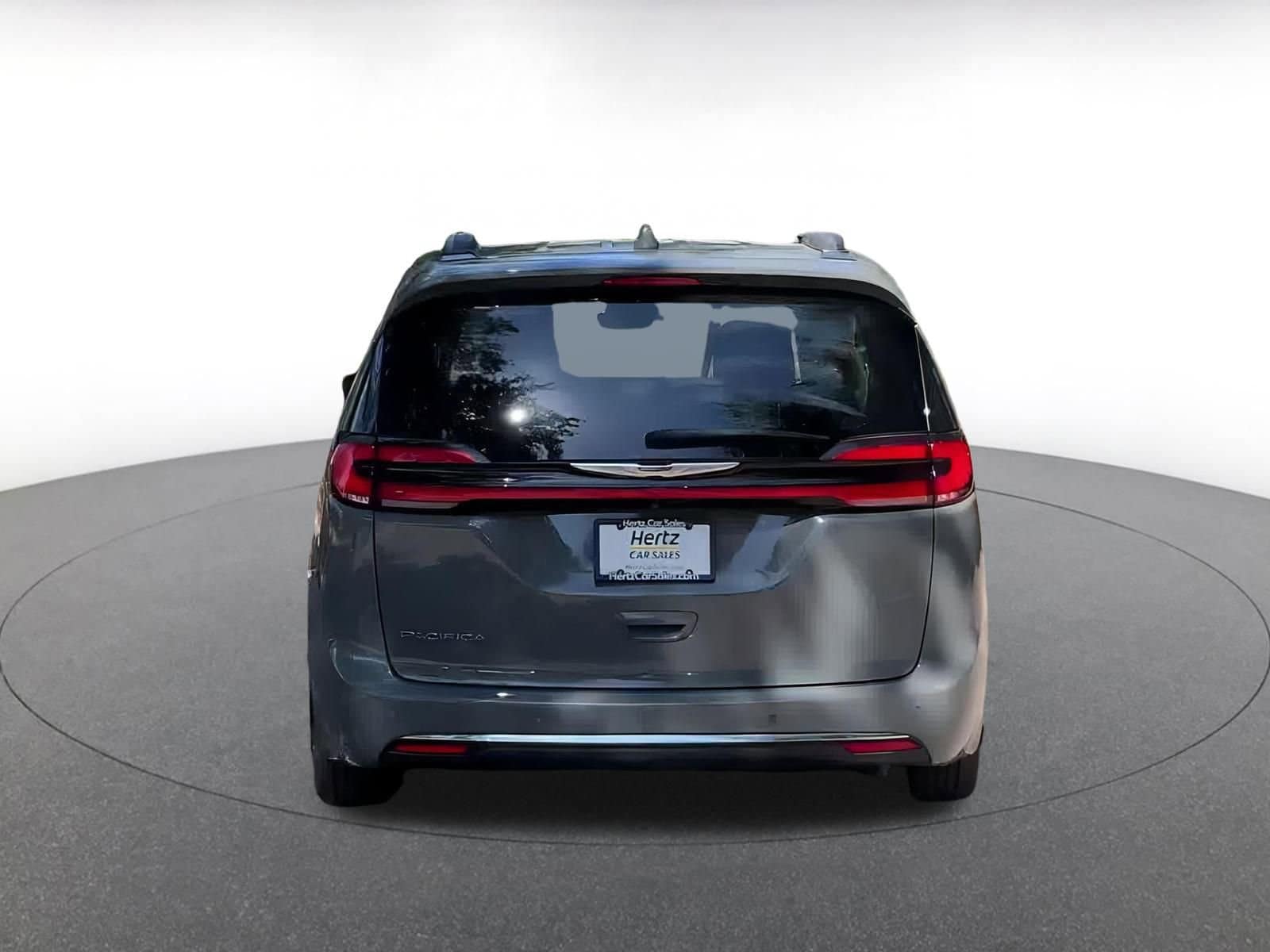 Thumbnail: 2022 Chrysler Pacifica - 12