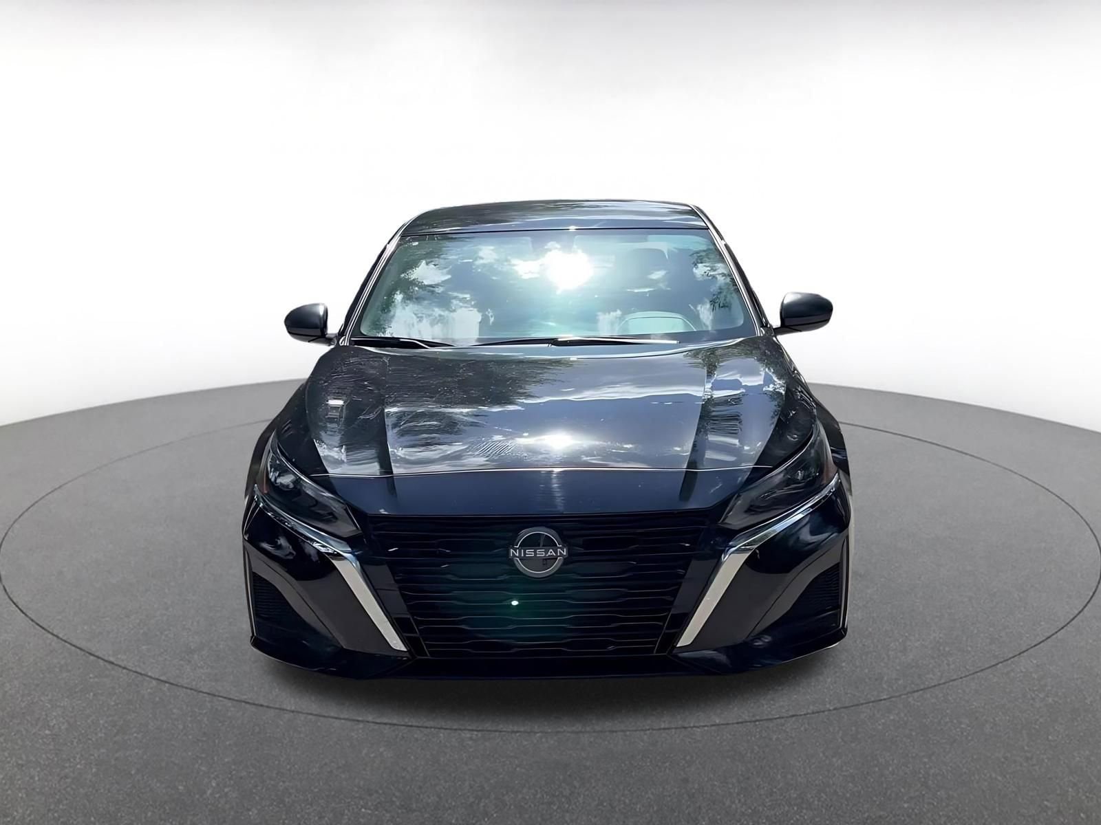 Thumbnail: 2025 Nissan Altima - 7