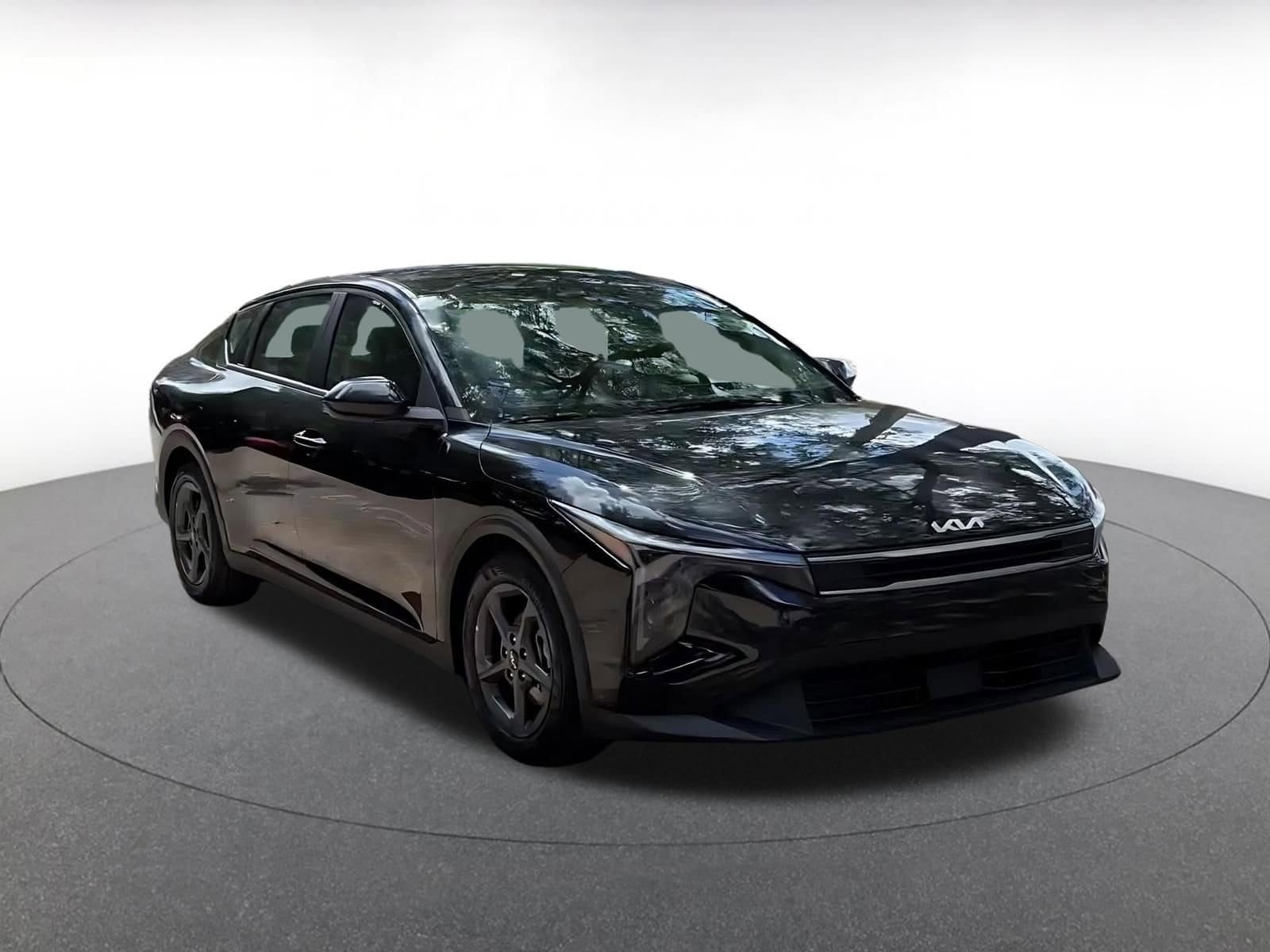 Thumbnail: 2025 Kia K4 - 3