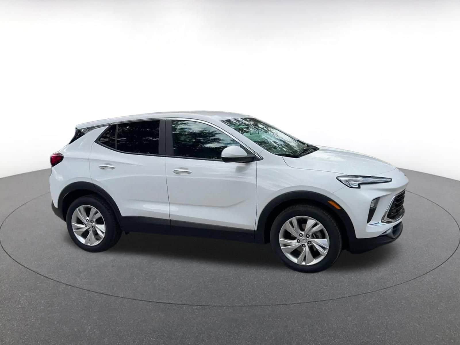 Thumbnail: 2025 Buick Encore GX - 2