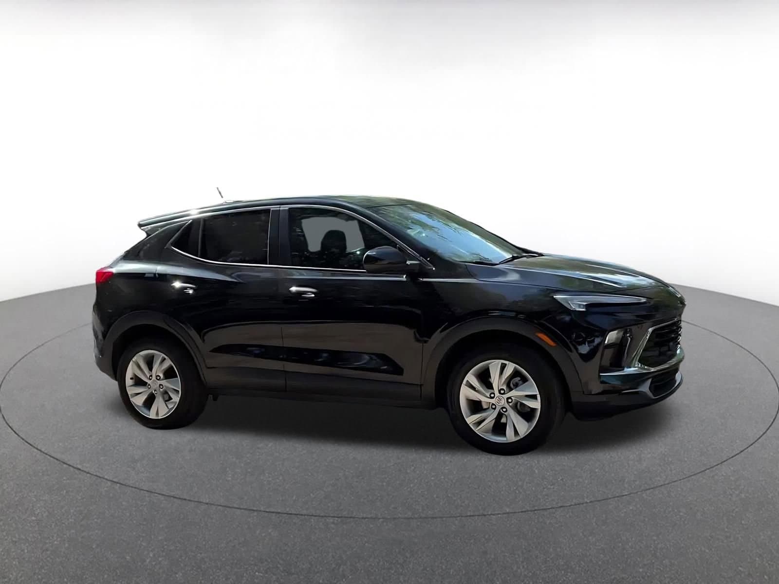 Thumbnail: 2025 Buick Encore GX - 2