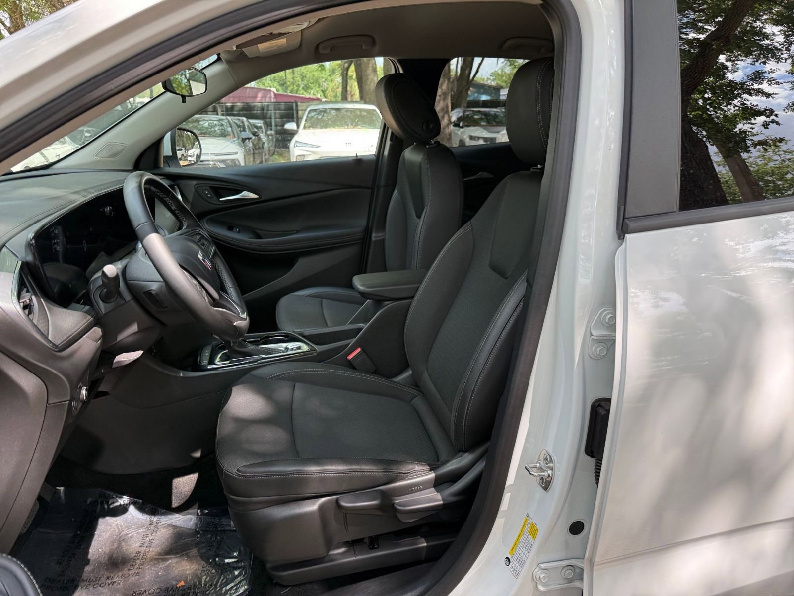 Thumbnail: 2025 Buick Encore GX - 33