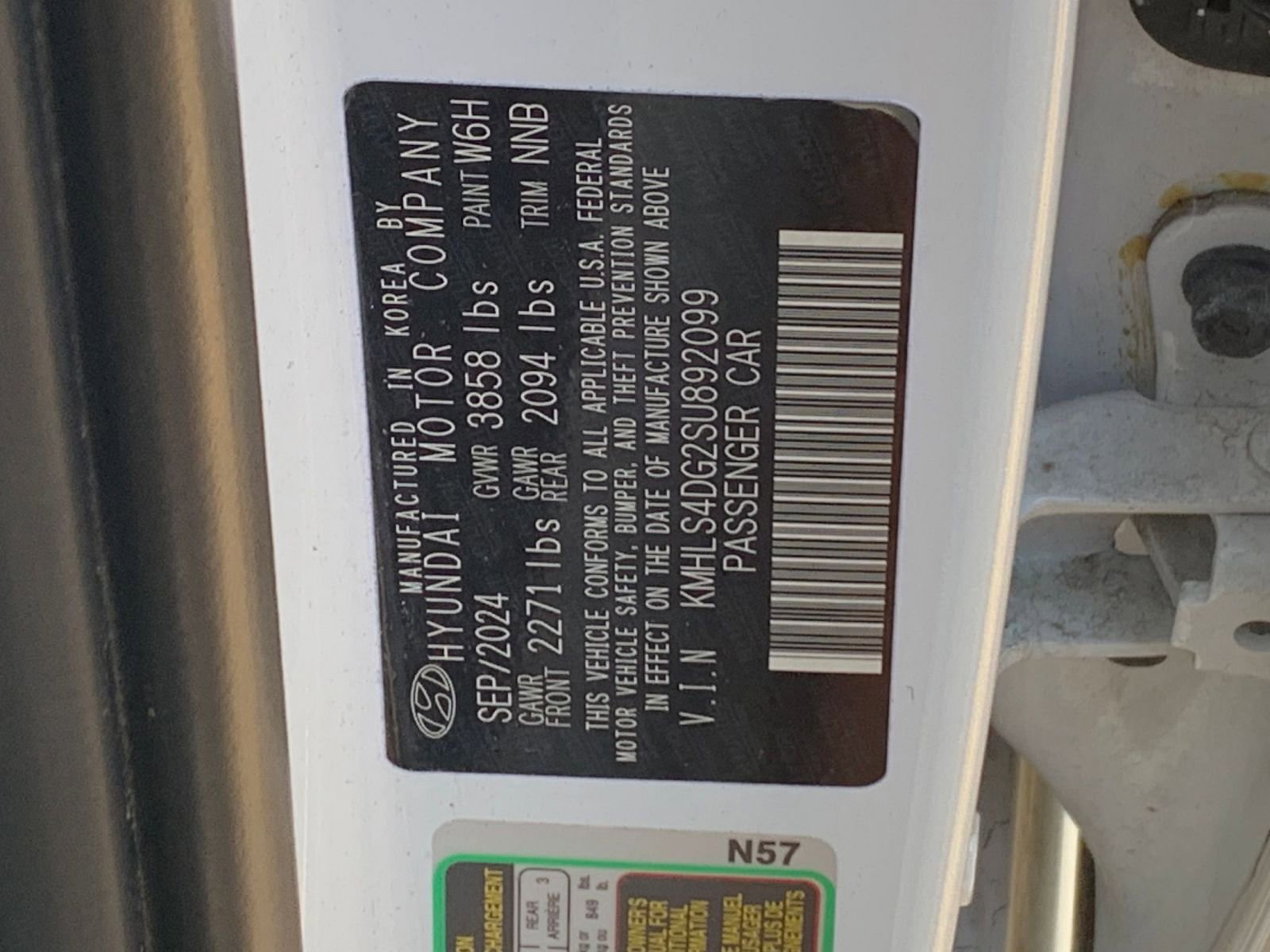 Thumbnail: 2025 Hyundai Elantra - 10