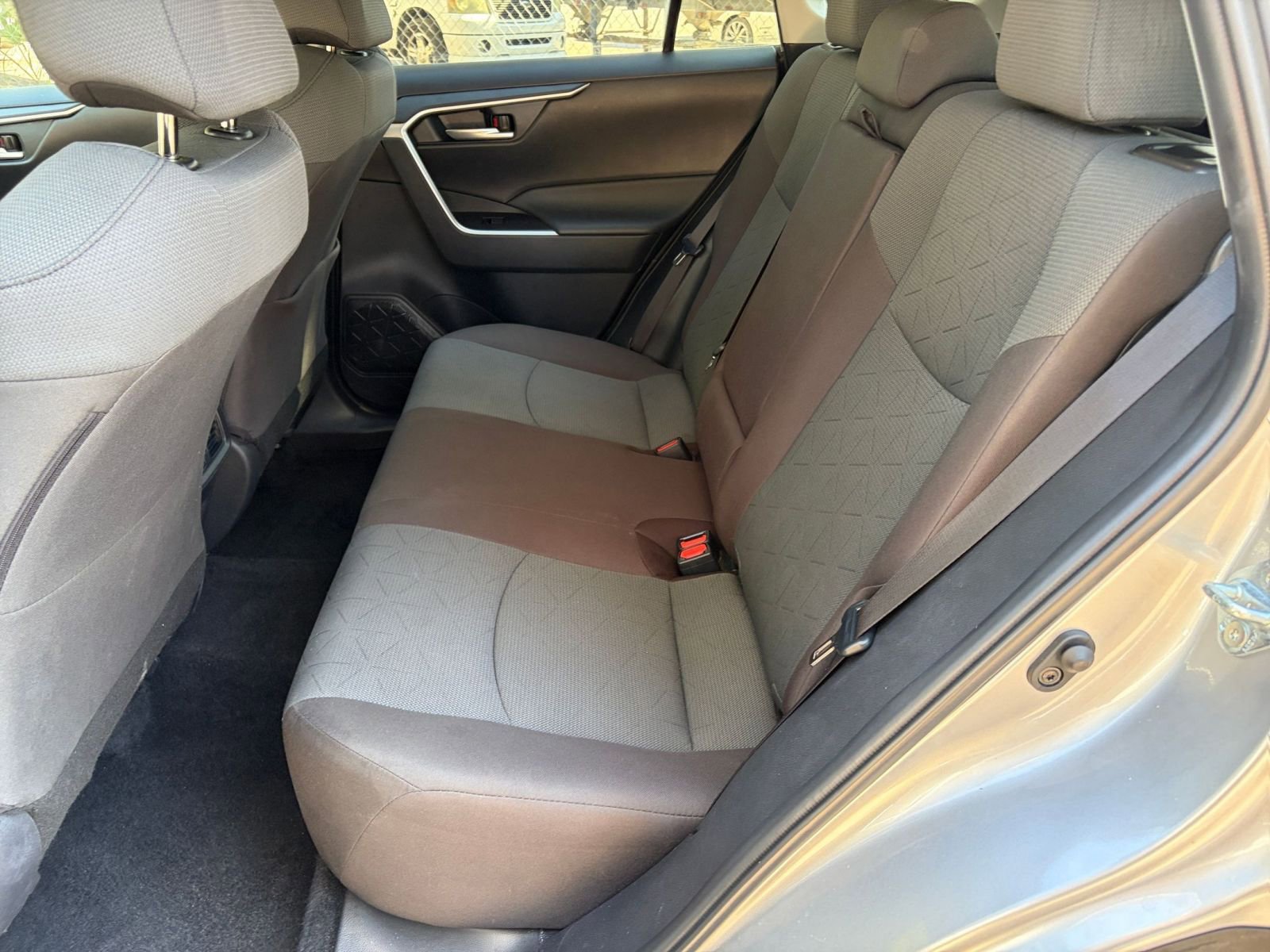 Thumbnail: 2025 Toyota RAV4 - 20