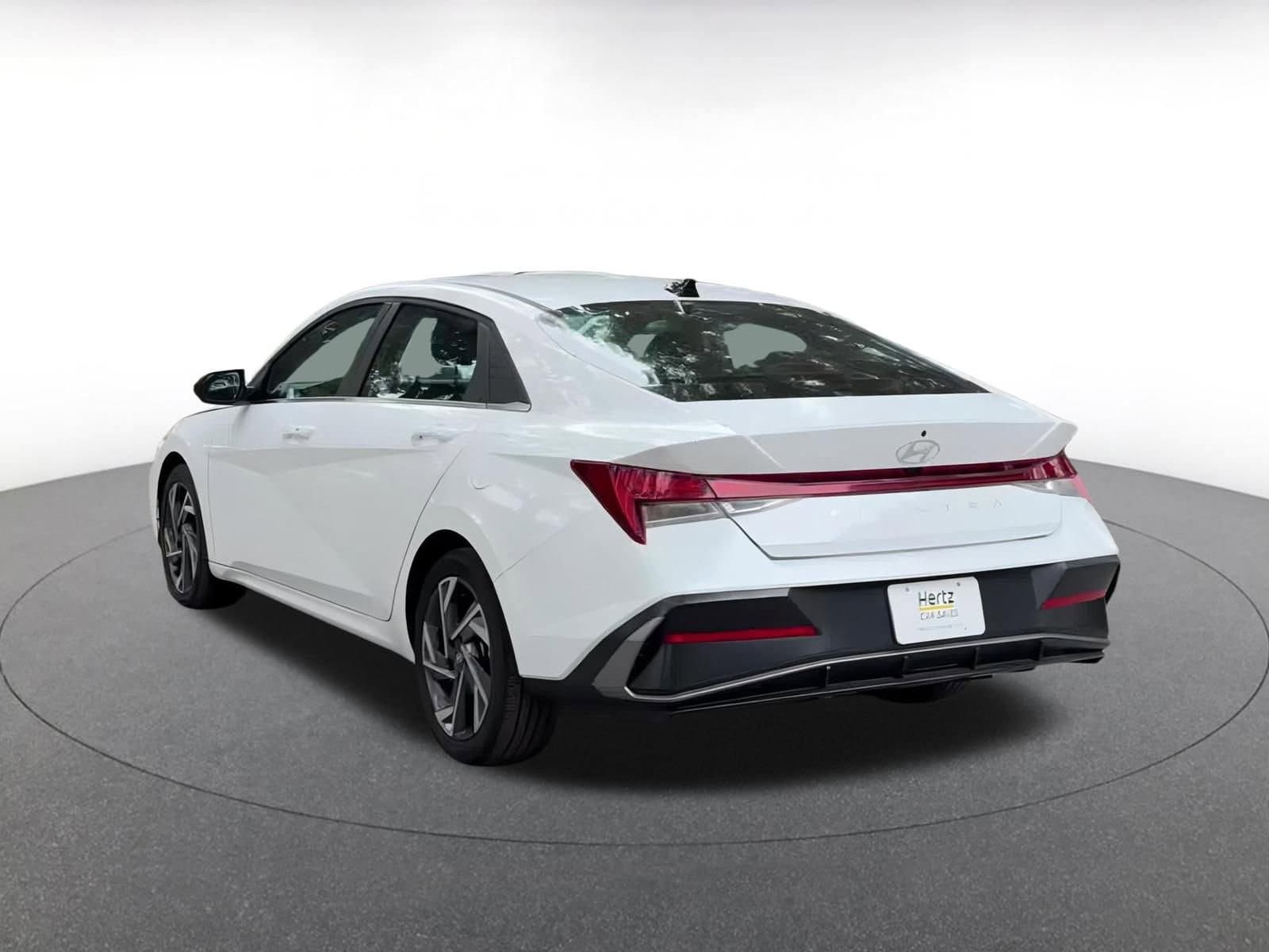 Thumbnail: 2025 Hyundai Elantra - 11