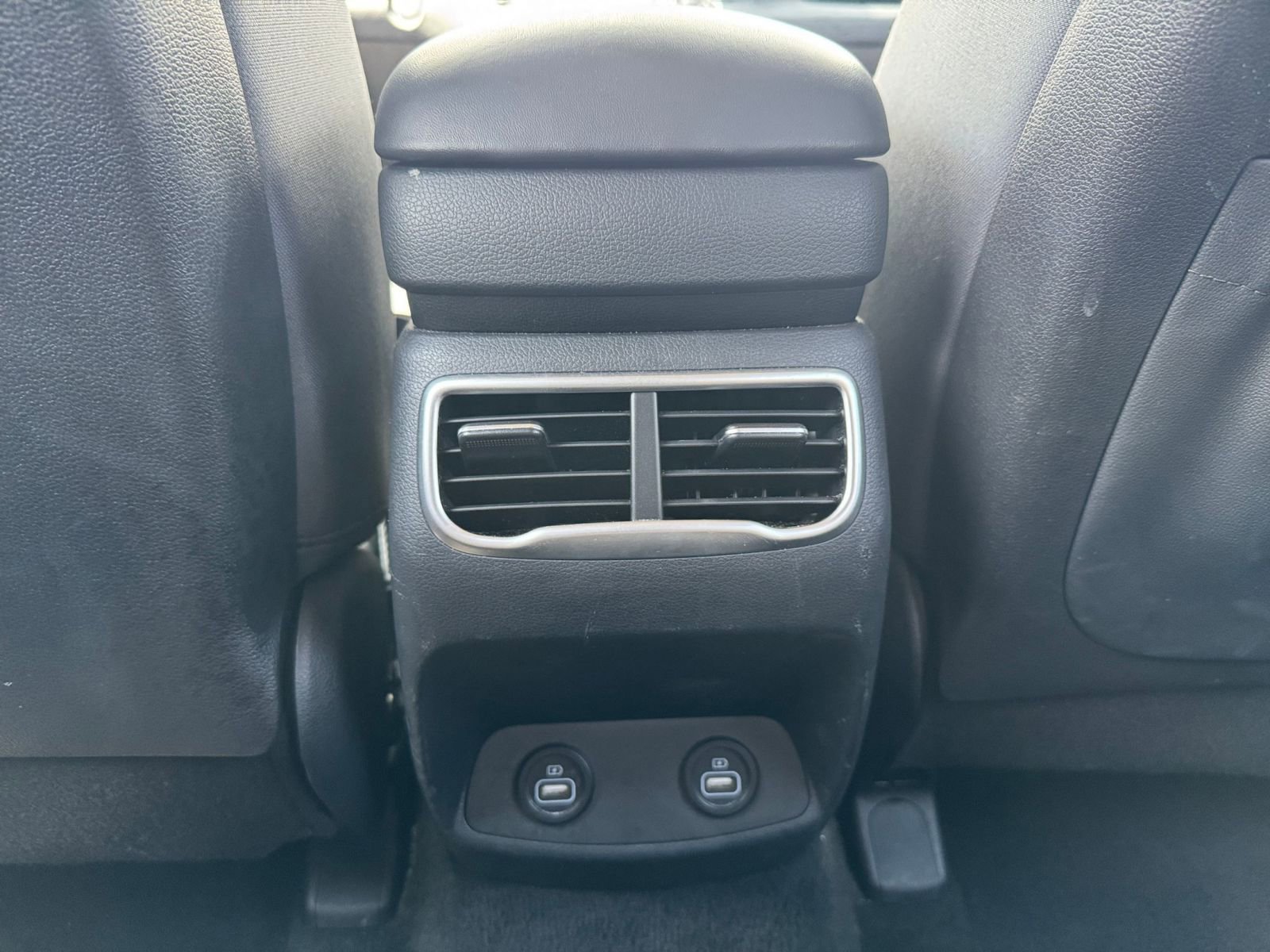 Thumbnail: 2023 Hyundai Santa Fe - 23