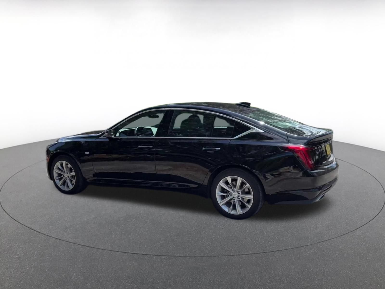 Thumbnail: 2026 Cadillac CT5 - 9