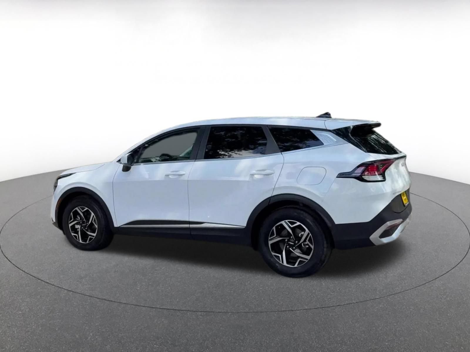 Thumbnail: 2025 Kia Sportage - 11