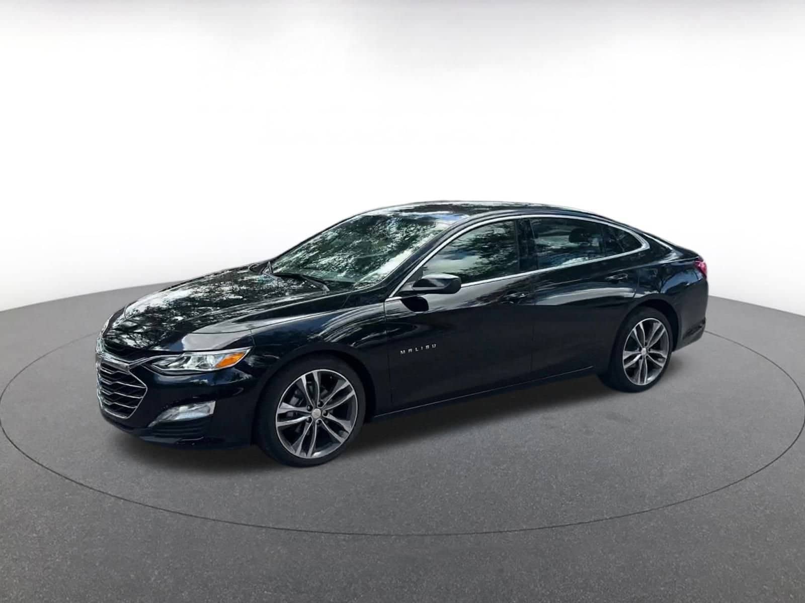 Thumbnail: 2024 Chevrolet Malibu - 8