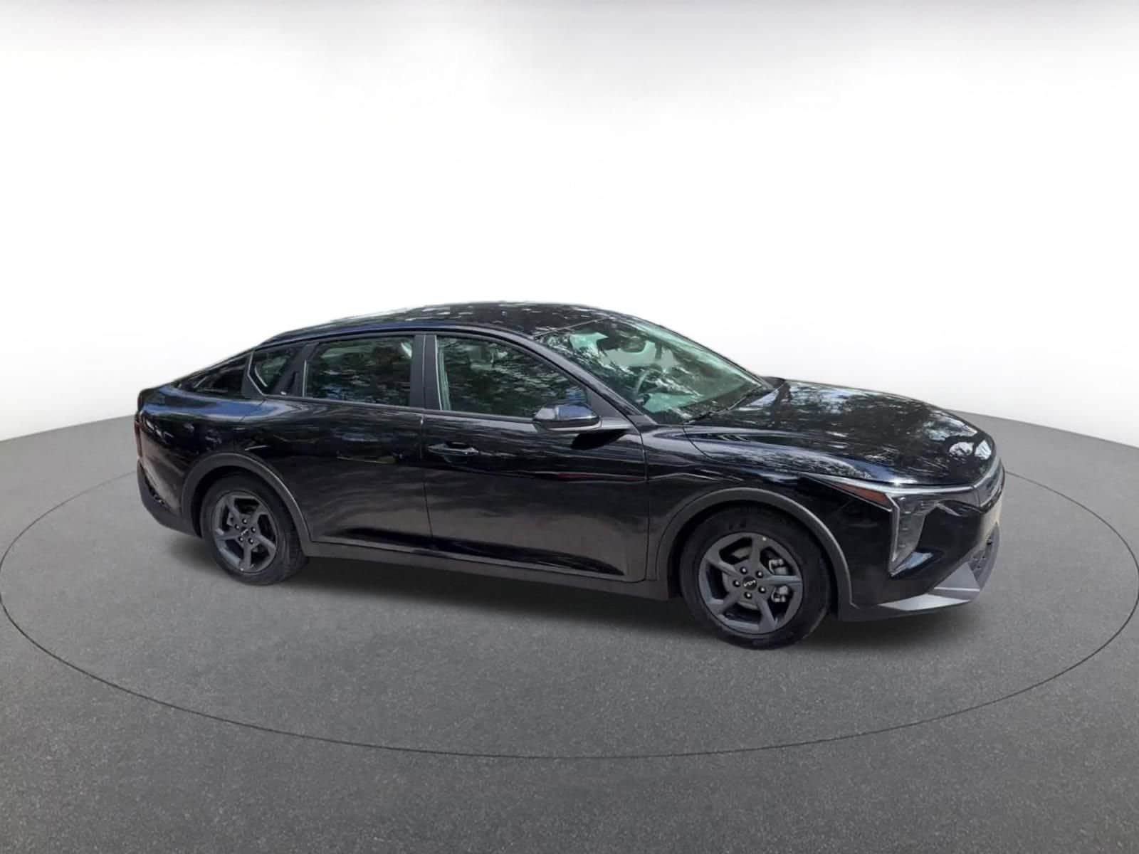 Thumbnail: 2025 Kia K4 - 2