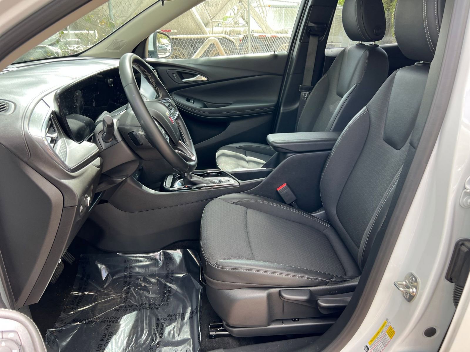 Thumbnail: 2025 Buick Encore GX - 23