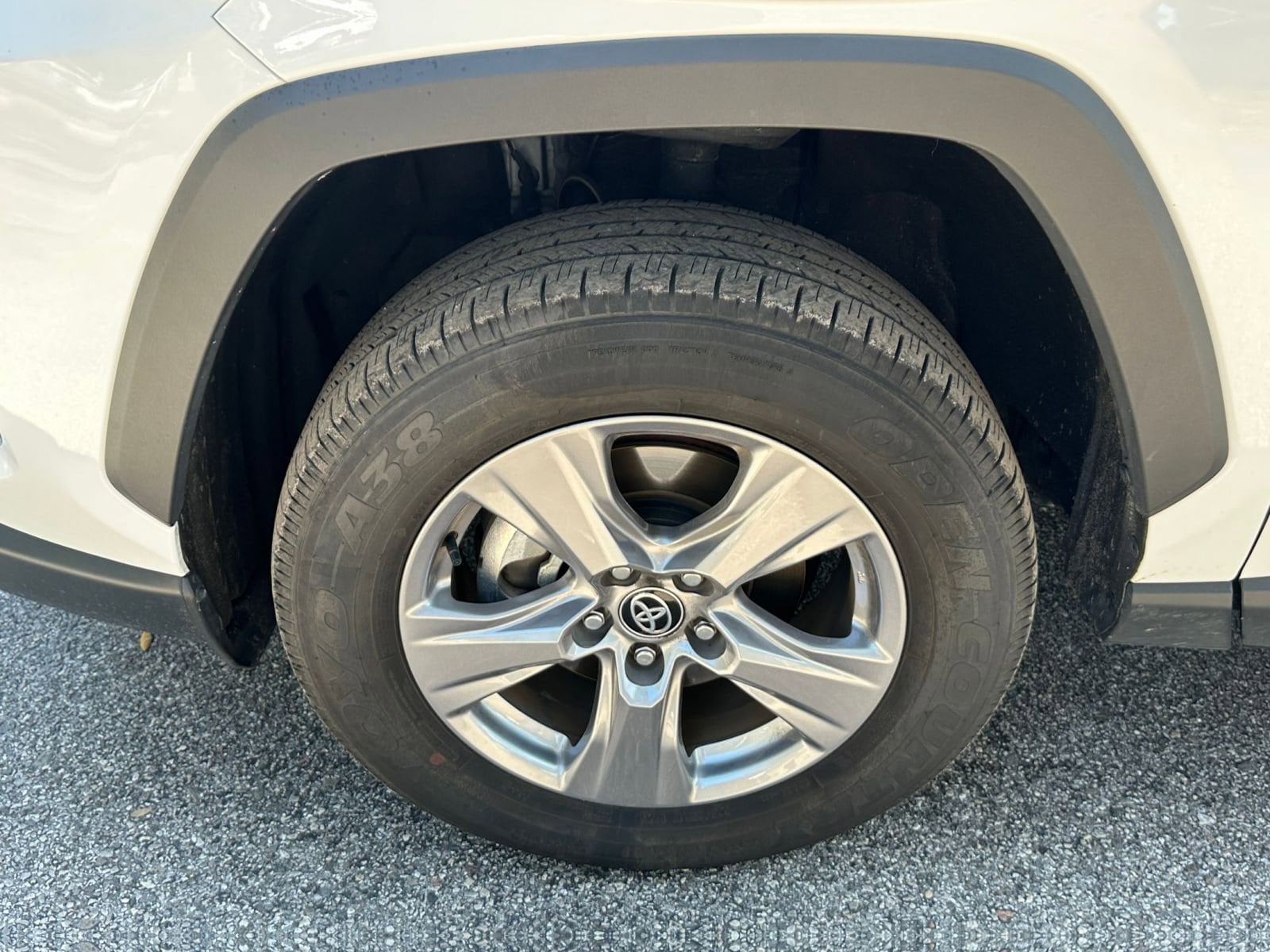 Thumbnail: 2025 Toyota RAV4 - 23