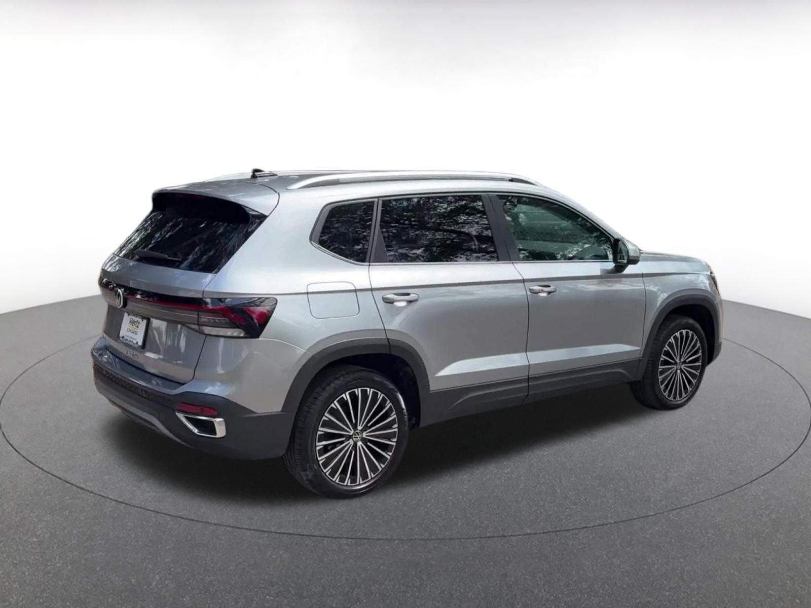 Thumbnail: 2025 Volkswagen Taos - 14