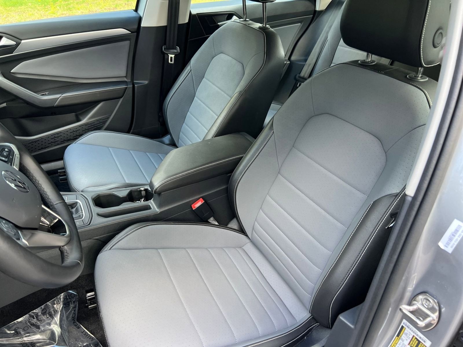 Thumbnail: 2025 Volkswagen Jetta - 30